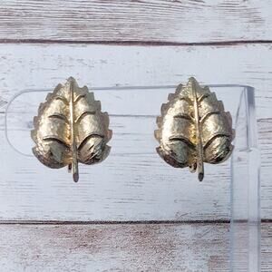 Vintage Clip On Earrings Gold Tone Leaf 1"